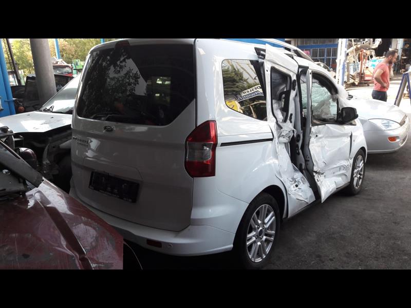 2017 Ford courier çıkma bagaj kapağı