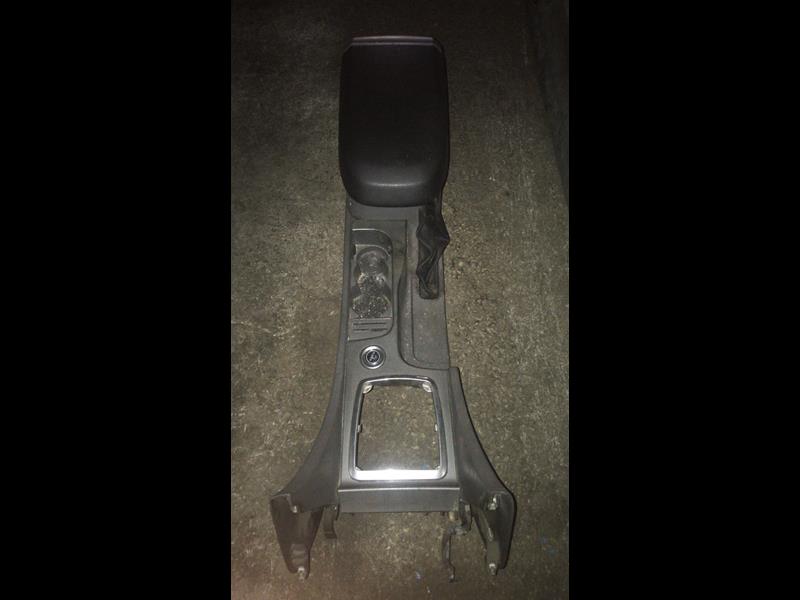 2010 ford connect çıkma arka kapı beyaz