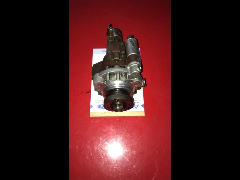 Ford connect çıkma pompa